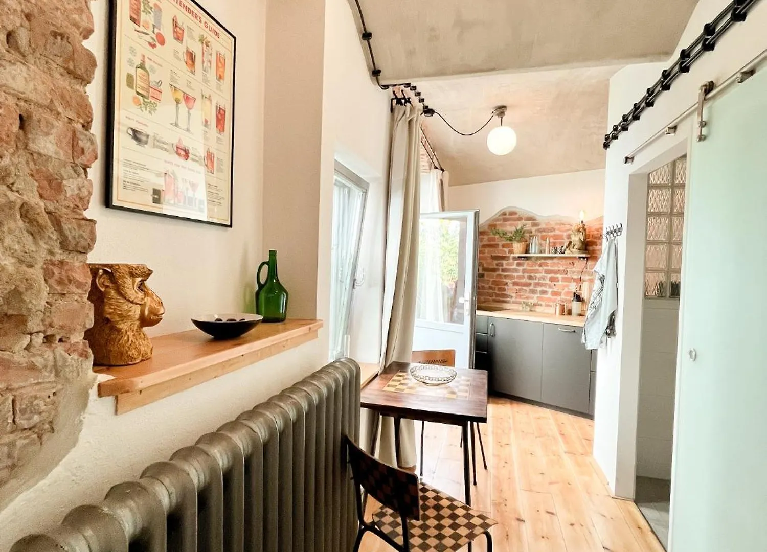 Cozy Art Experience: The Quiet & Relaxing Escape Apartment Dresden Germany